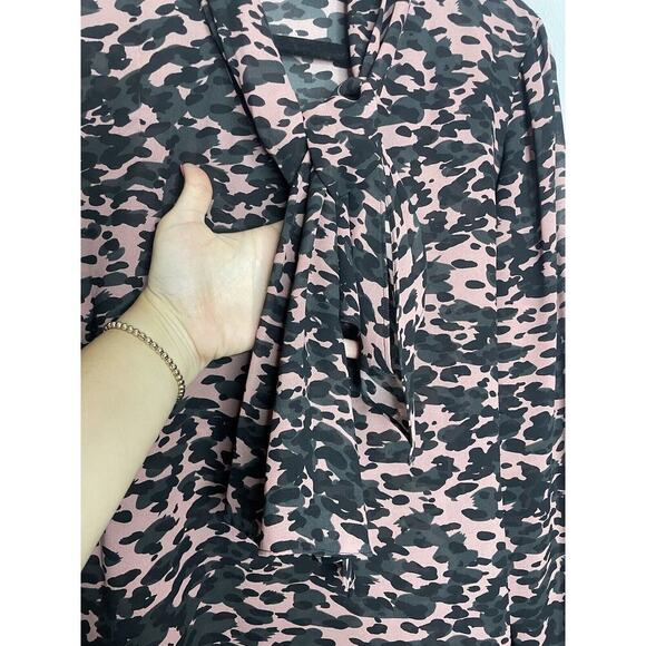 Cabi Pink Black Camo Neck Tie Long Sleeve Sheer Blouse Size Medium - Picture 4 of 10
